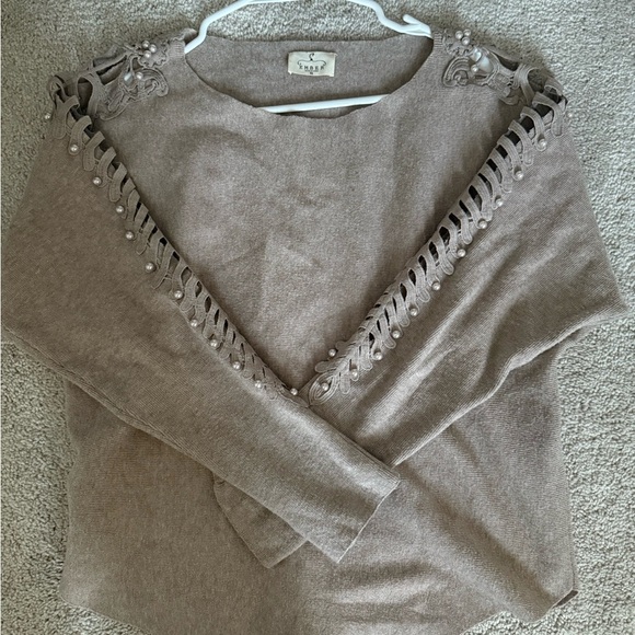 Ember Sweater -  Delicate Lace and Pearl Detail on Sleeves - Picture 1 of 7